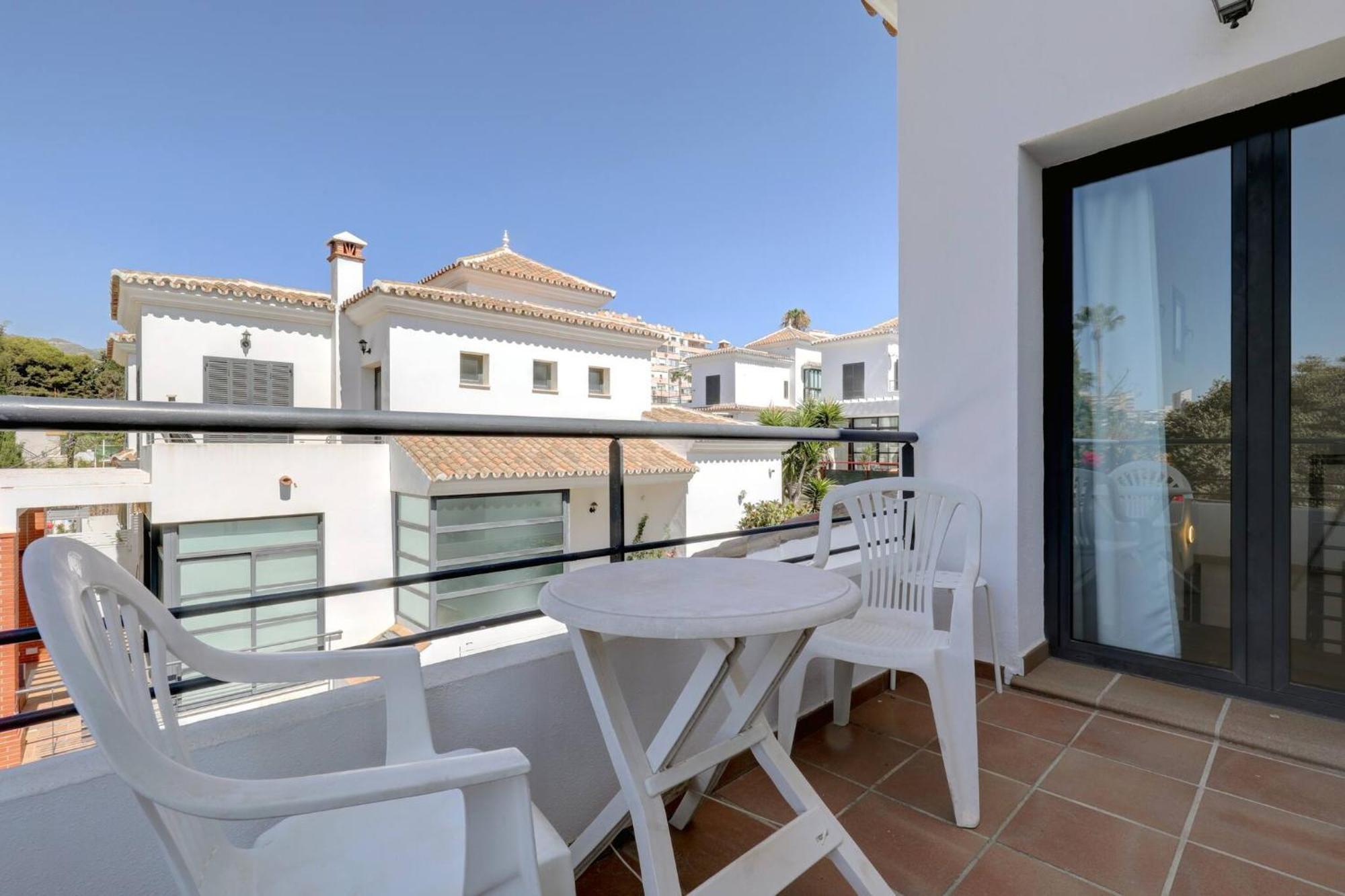 011 Bright And Spacious Villa With Private Pool Benalmádena Kültér fotó