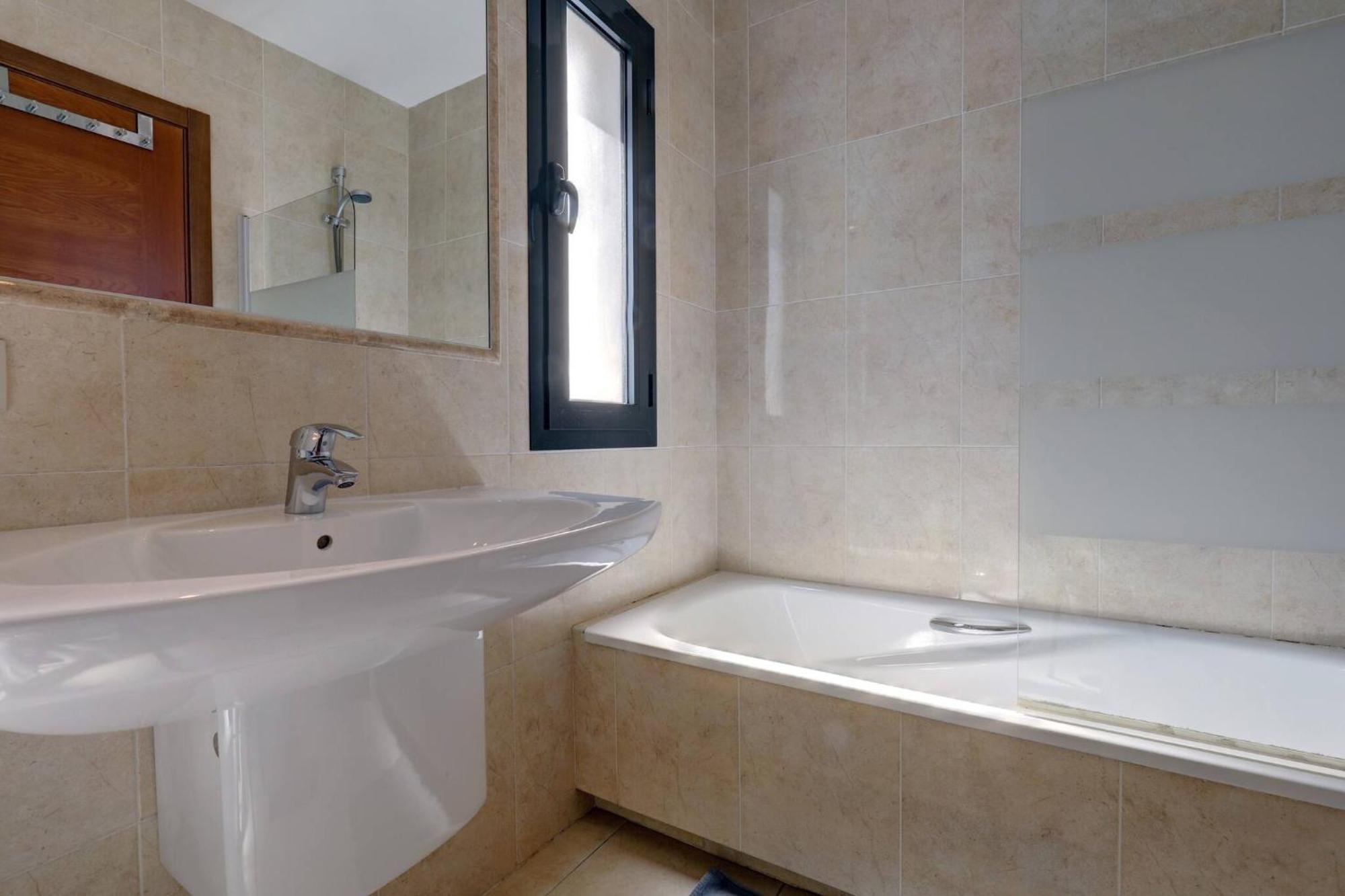 011 Bright And Spacious Villa With Private Pool Benalmádena Kültér fotó